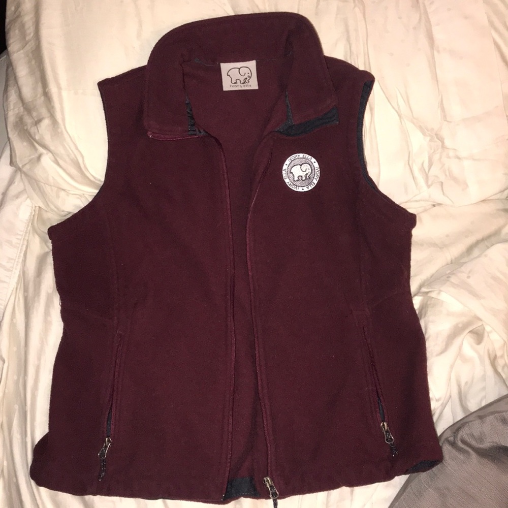 IVORY ELLA maroon vest